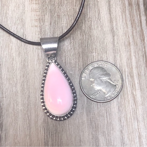 Pink Conch Shell Sterling Pendant - Picture 5 of 11